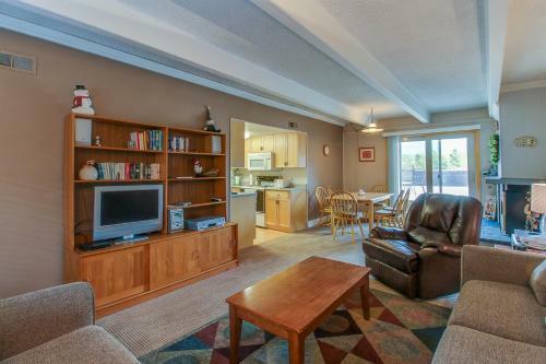 Ski And Racquet Club Condo