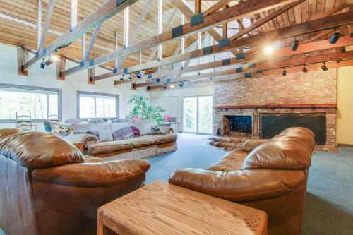 Ski And Racquet Club Condo