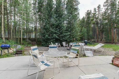 Ski And Racquet Club Condo