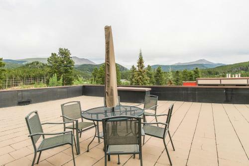 Ski And Racquet Club Condo