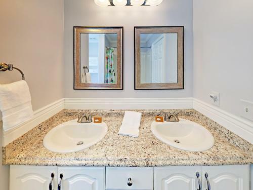 266 Ventura Road House
