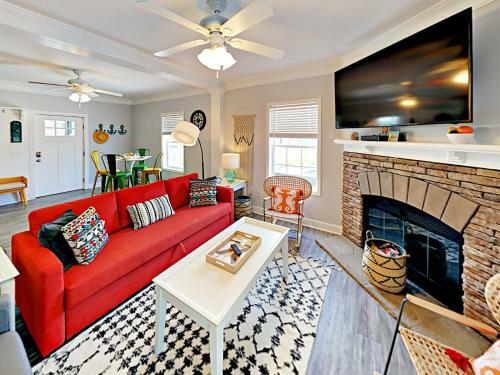 266 Ventura Road House