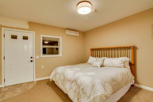 Brookside Retreat: The Guesthouse