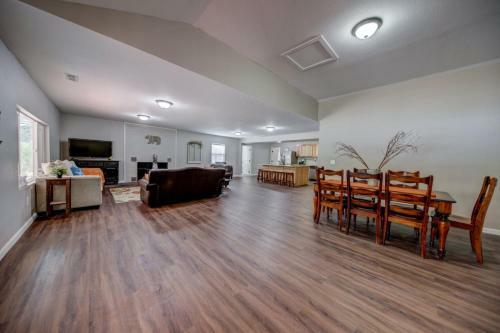 Hwy 24 Unit 1a