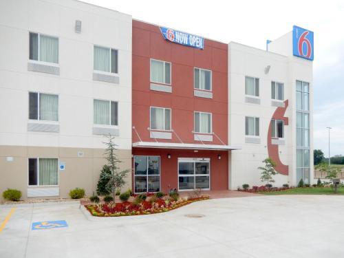 Hotel Motel 6 Catoosa