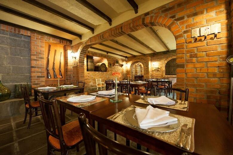 Farina Park Hotel