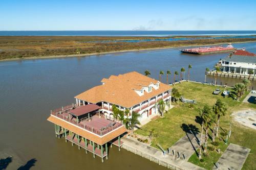 Intracoastal Paradise