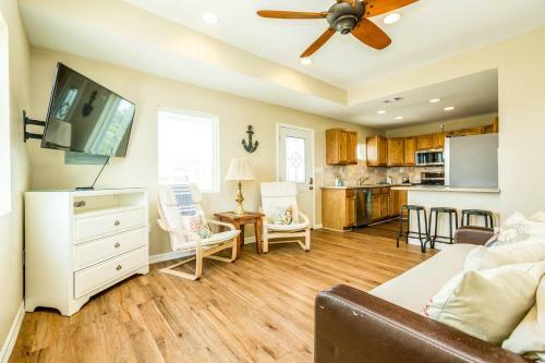 Crystal Beach Delight