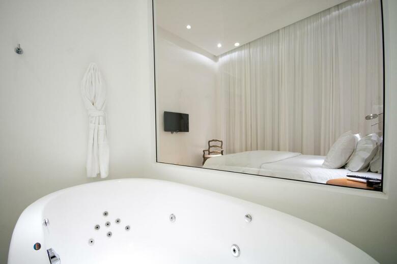 Hostal Felissimo Exclusive Hotel