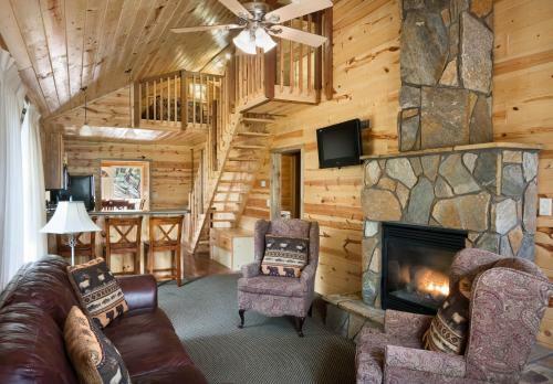 Hotel Rock Crest Lodge & Cabins