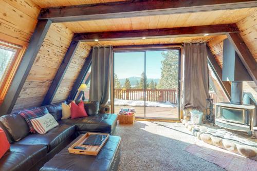 Lakeview Tree House