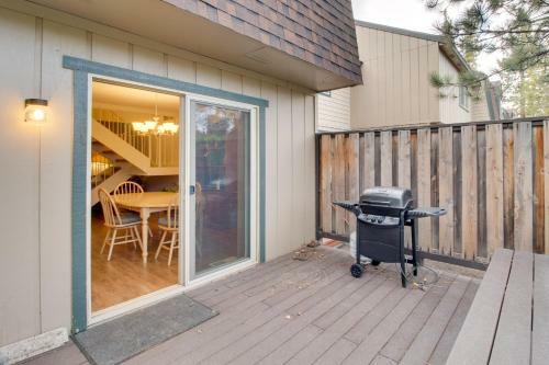 Crystal Waters Townhome