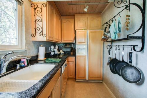 Kokopelli Condo At St. Francis Lakeside