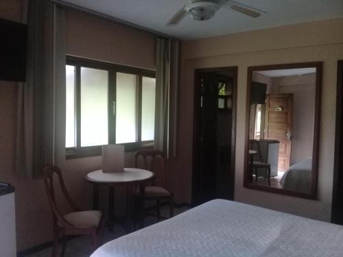 Hotel Dominguez Master