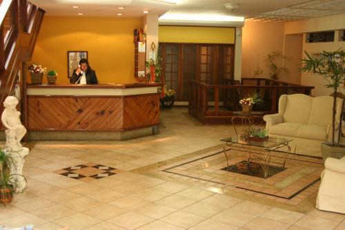 Hotel Dominguez Master