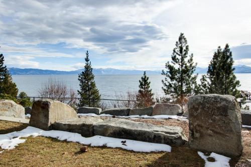 Observation Deck In Dollar Point With Filtered Lakeview