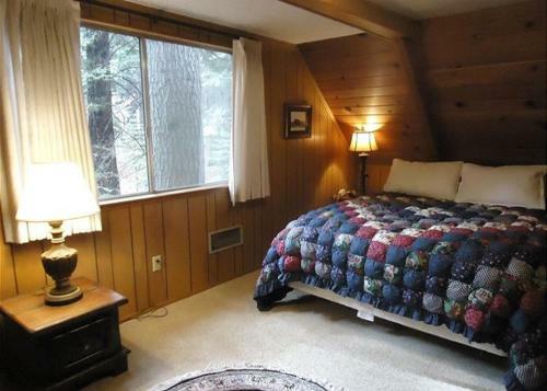 Hicks Tree Fort-3 Bedroom Cabin