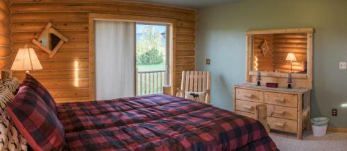 Saddlehorn Cabin