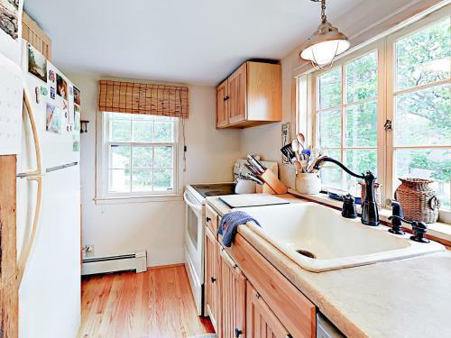 45 Meadow Cove Road Home