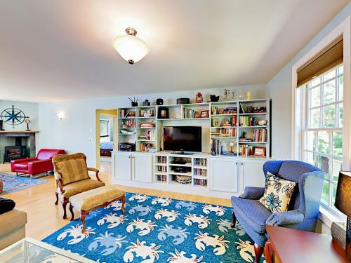 7 Spyglass Hill Rd Home