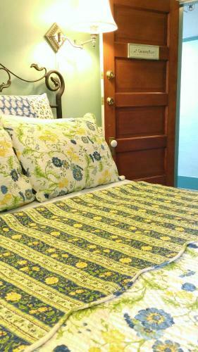 Kangaroo House Bed & Breakfast