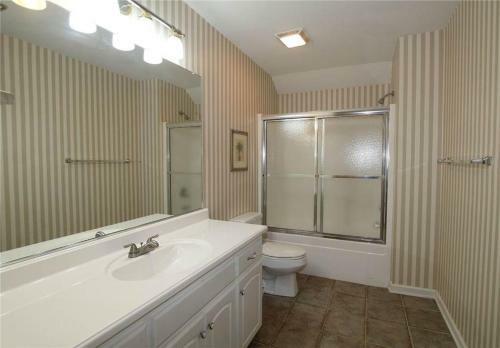 Goldsmith- 5 Bedroom Home