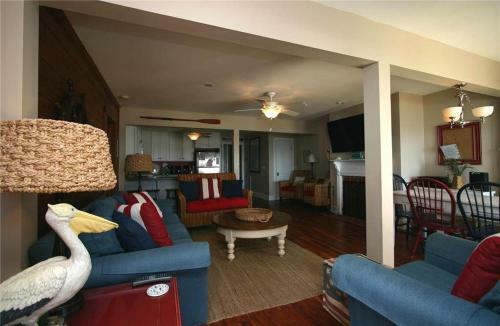 Seafarer B Home