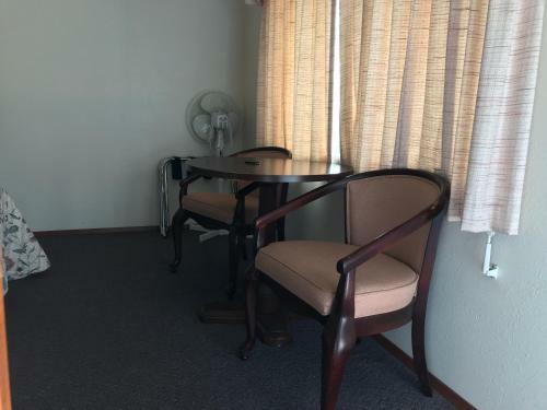 Far West Motel