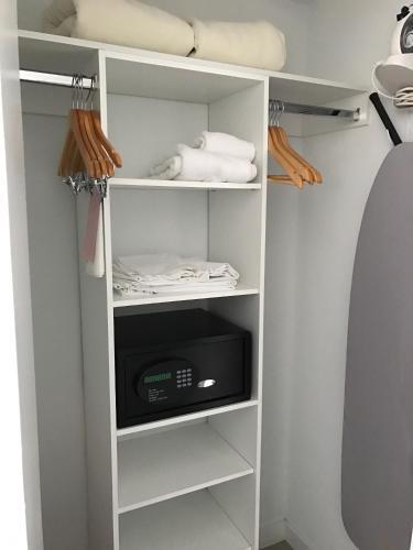 Beachwalk Studio Apartment 07