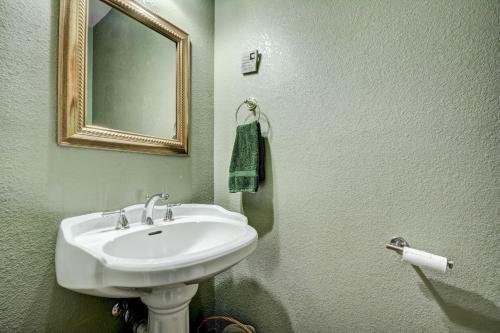 218 Sundown Ridge Home