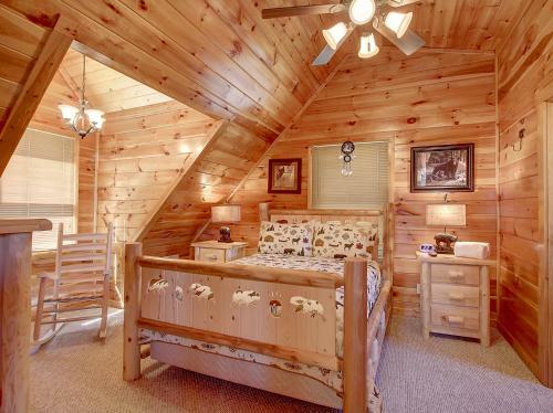 Bear Cub Hideaway Cabin