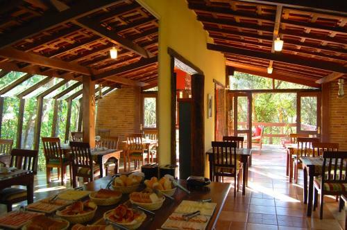 Hostal P�ssaro De Fogo