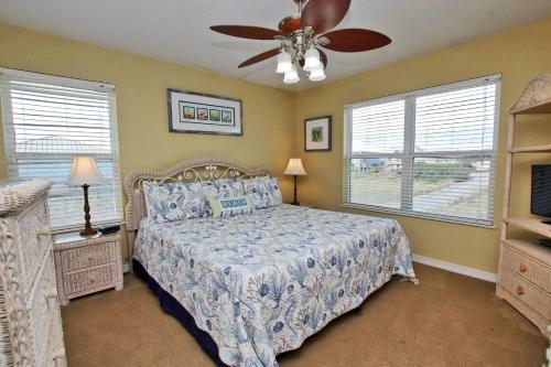 Cabana Beach House Holiday Home