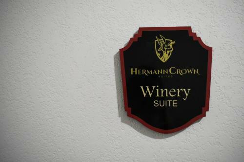 Hotel Hermann Crown Suites