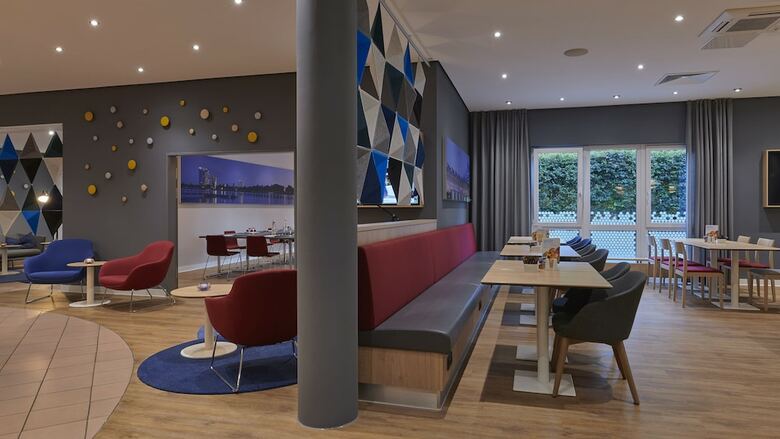 Hotel Holiday Inn Express Cologne Troisdorf