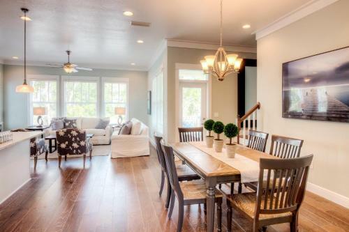 Grande Pointe Home