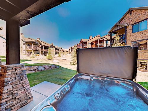 1168 West Wintercress Trail Townhouse