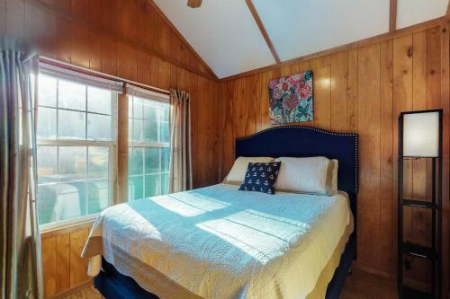 Rocky Creek Cabin B