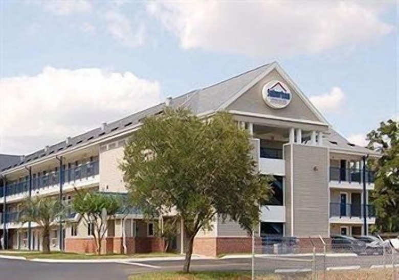 Suburban Extended Stay Hotel Lakeland North
