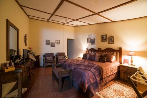 San Ricardo Farm & Lodge