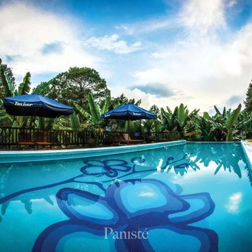 Hotel Panist�