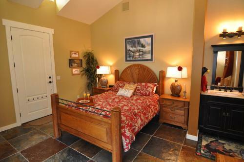 Bed & Breakfast Lake's Edge Tuscan Lodge