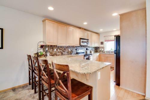 Wapato Ridge: Lake Breeze Abode (226)