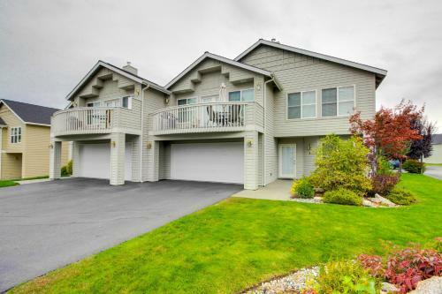 Wapato Ridge: Lake Breeze Abode (226)