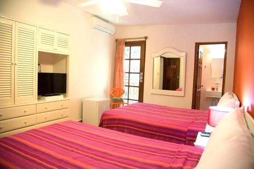 Bed & Breakfast Contadora Island Inn
