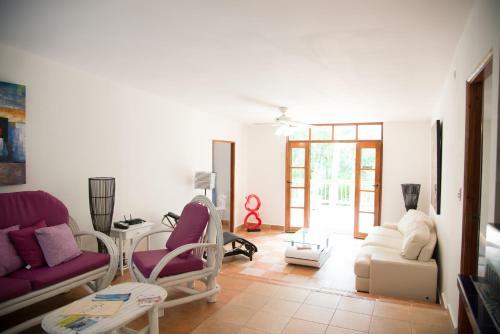 Bed & Breakfast Contadora Island Inn