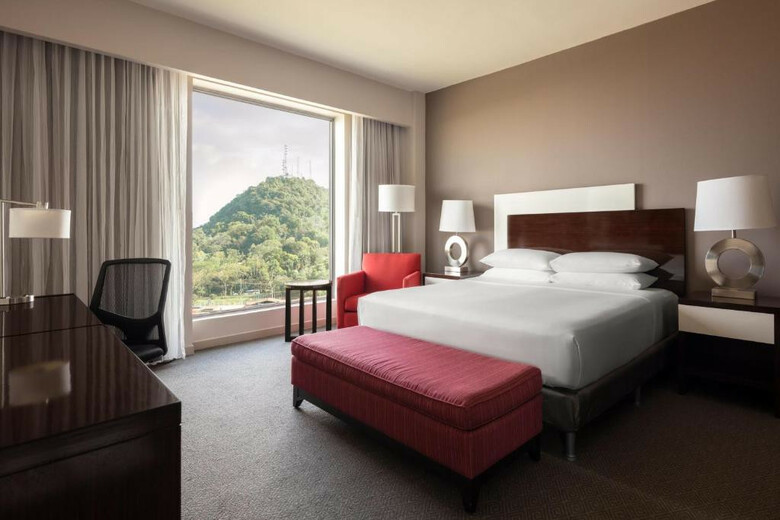 Hotel Wyndham Panama Albrook Mall