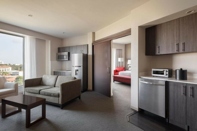 Hotel Wyndham Panama Albrook Mall