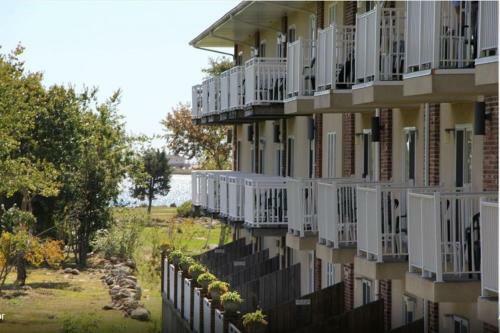 Hotel Winnapaug Inn