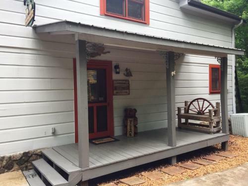 Captain_morley`s_mountain_inn